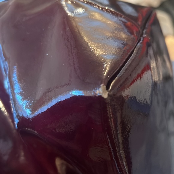 Dooney and bourke patent leather purple purse - Picture 9 of 15